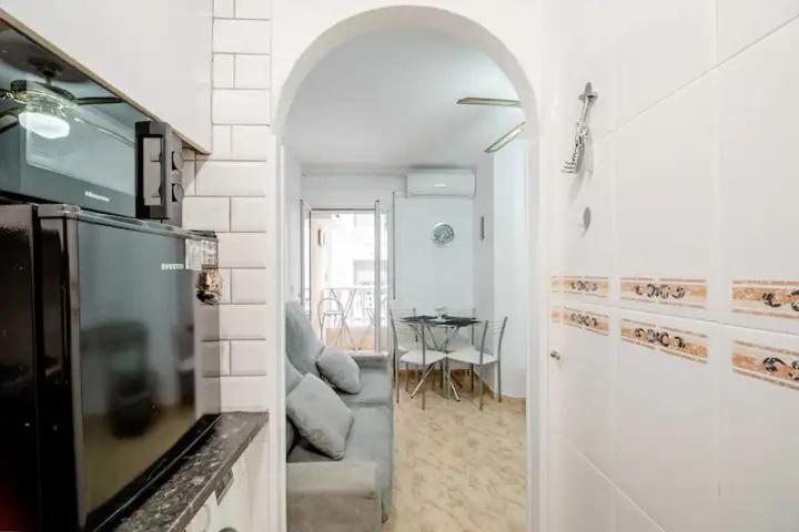 Apartamento Inteiro Acolhedor Perto Da Praia Torrevieja Luaran gambar